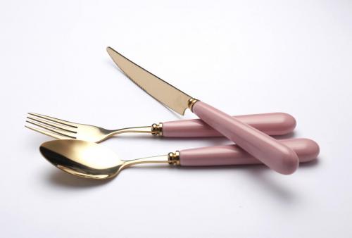 Ceramic handle cutlery set  (4)